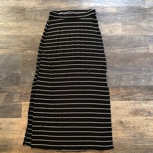 Old Navy Maxi skirt